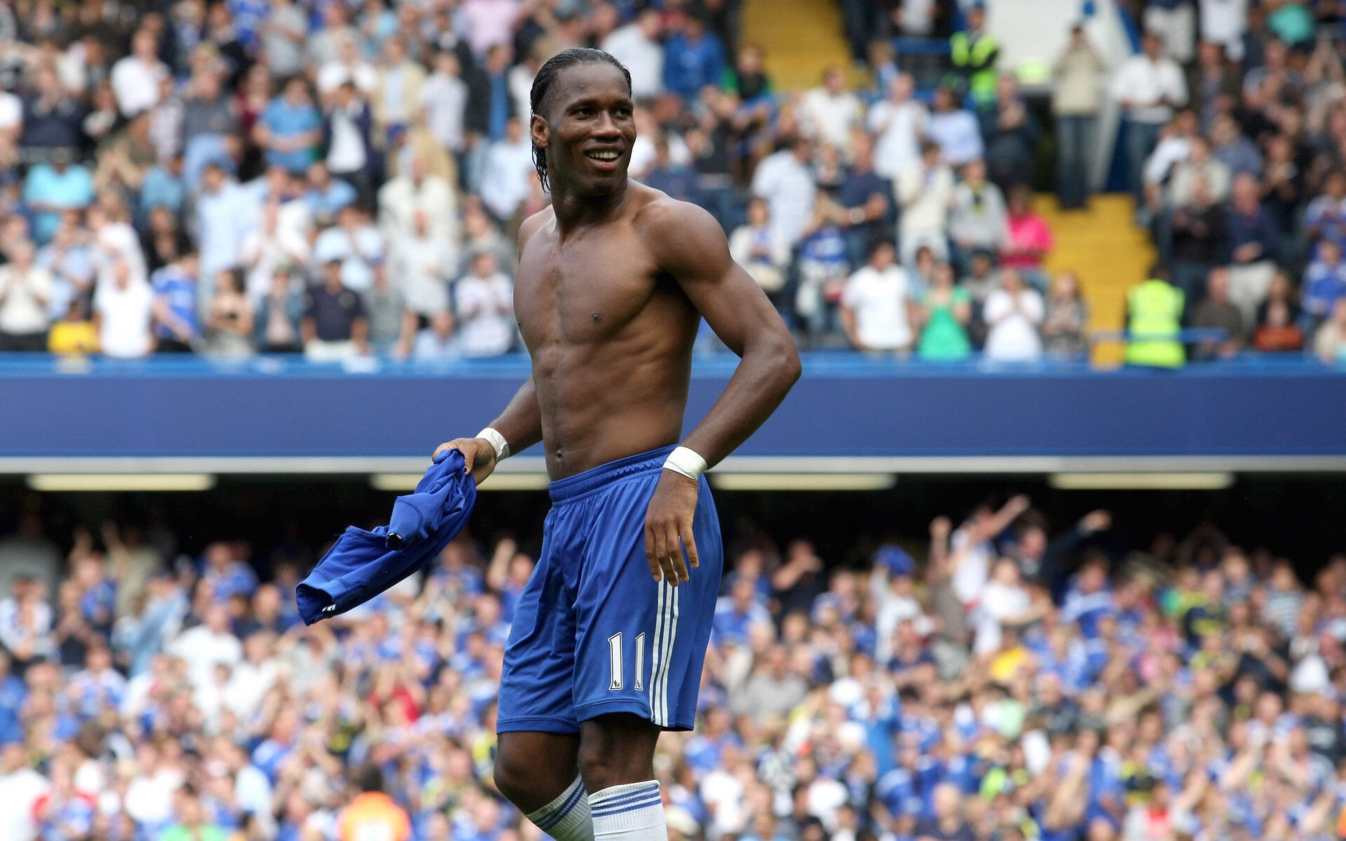 曼城3-1翻盘重返第二!英超最新积分榜如下,纽卡掉队了,曼城英超多少连胜