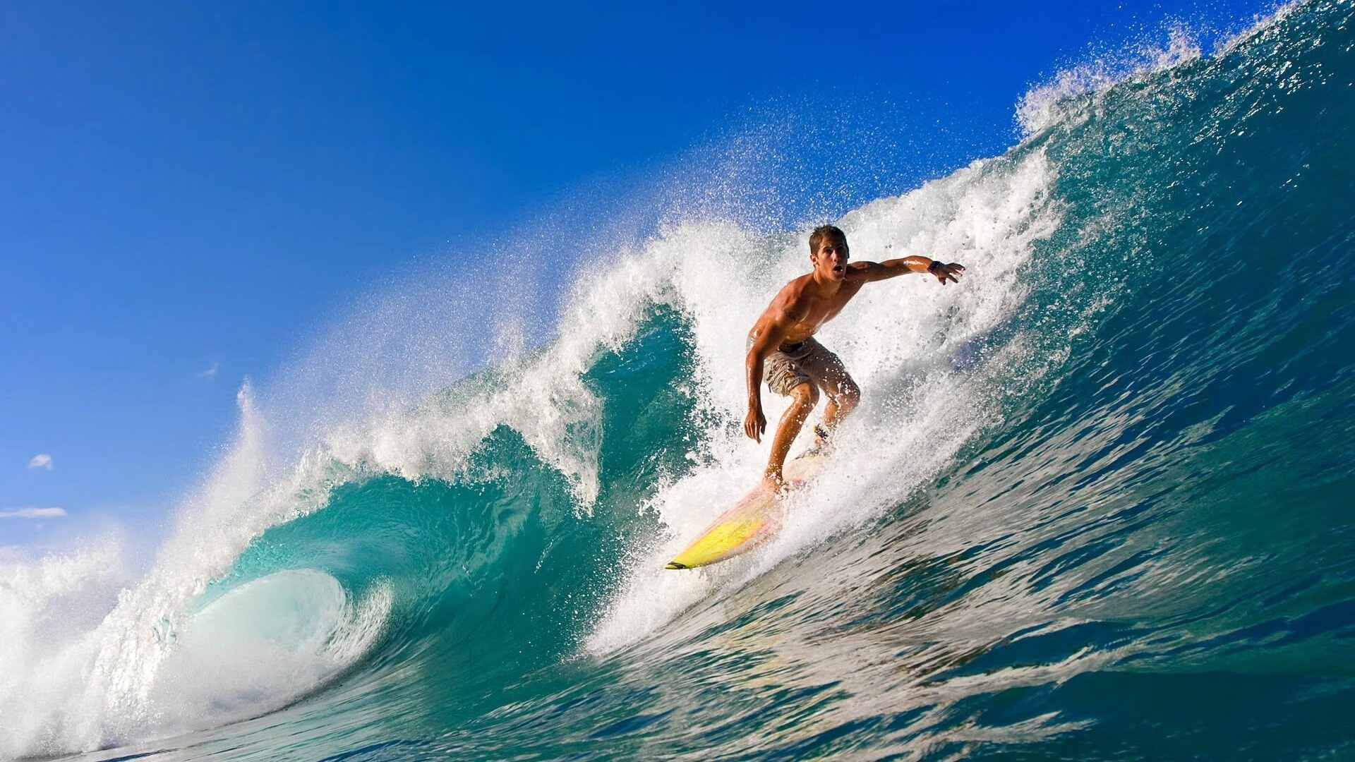 美国职业篮球季后赛迎来“精彩一刻”时间点,激动人心的瞬间引爆全场