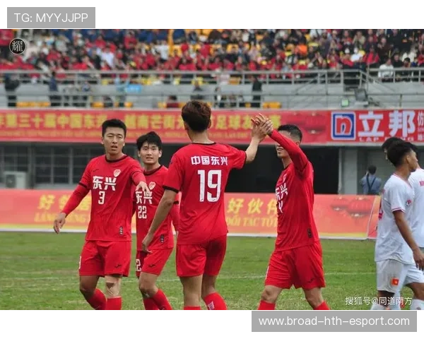 中国足球国家队提升定位球战术训练比例，中国足球国家队在哪里训练