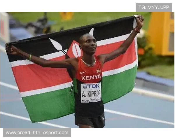 长跑邀请赛：肯尼亚运动员屡破纪录，赛场火爆！，肯尼亚长跑冠军