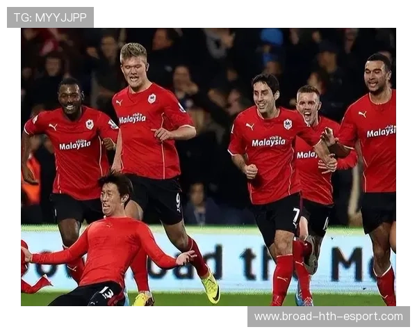 塞维利亚防线前顶，整体压迫明显提升，塞维利亚介绍